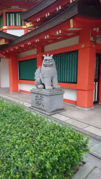 千葉神社の狛犬