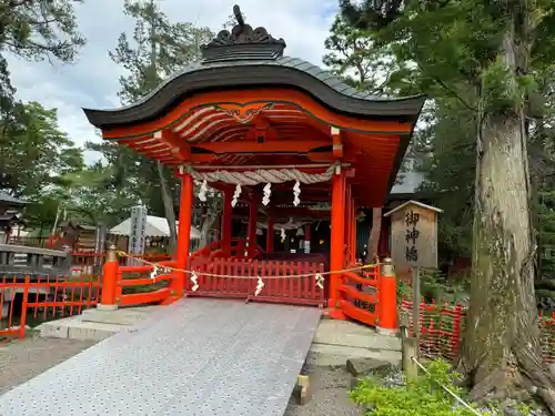 生島足島神社の建物その他