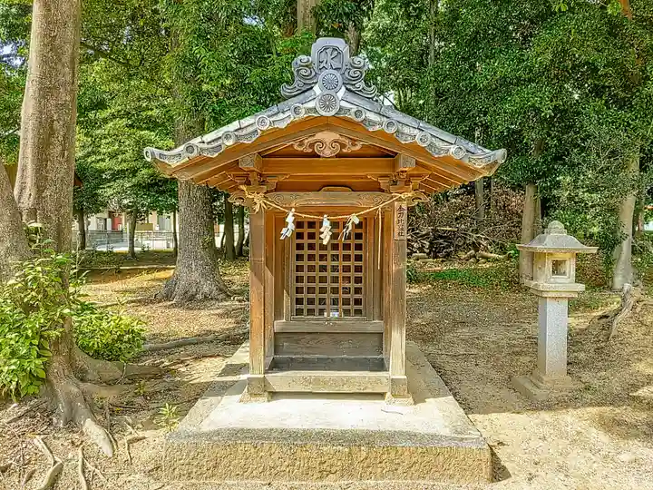 八劔社(中嶋八剱社)の末社・摂社