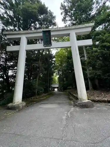 雄山神社前立社壇の鳥居