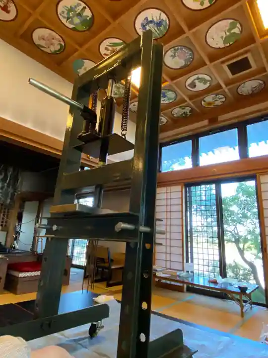 法話と天井絵の寺 観音寺のその他建物