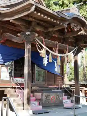 小泉稲荷神社の本殿・本堂