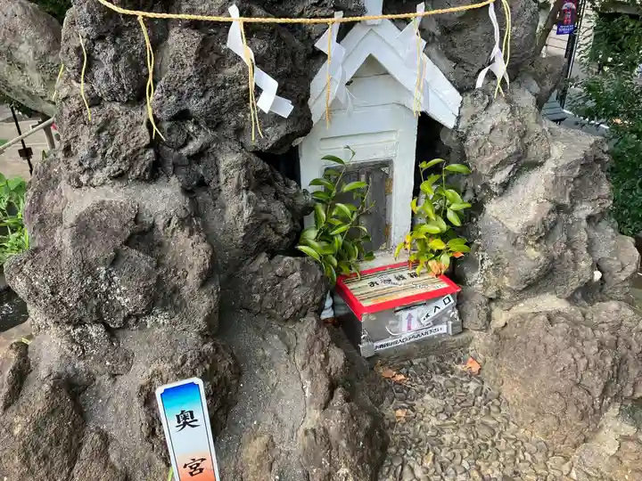 鳩森八幡神社(東京都)