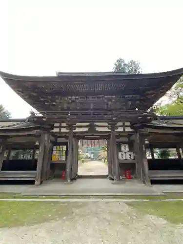 油日神社の山門・神門
