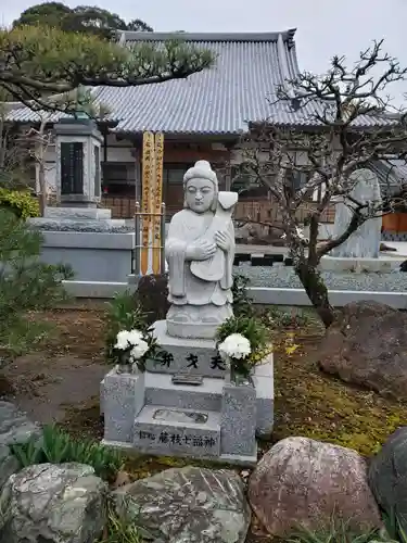 長楽寺の像