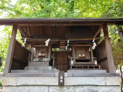 鎧神社の末社・摂社