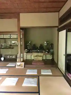 滝口寺の本殿・本堂