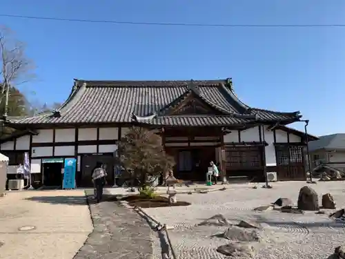 西教寺の本殿・本堂