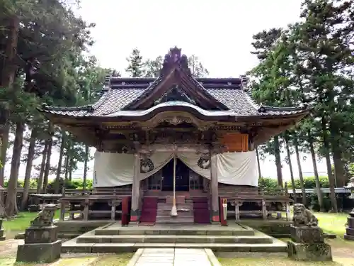 守りの神　藤基神社の本殿・本堂