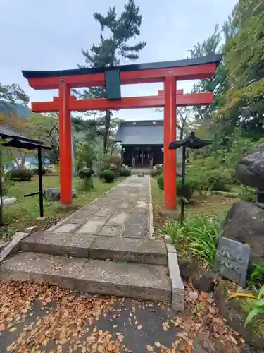 山家神社の末社