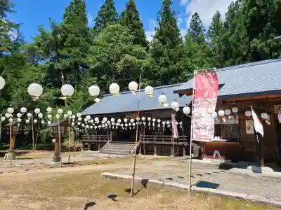 仁科神社の本殿・本堂