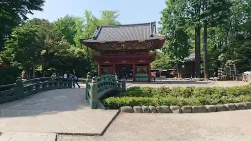 根津神社の山門・神門