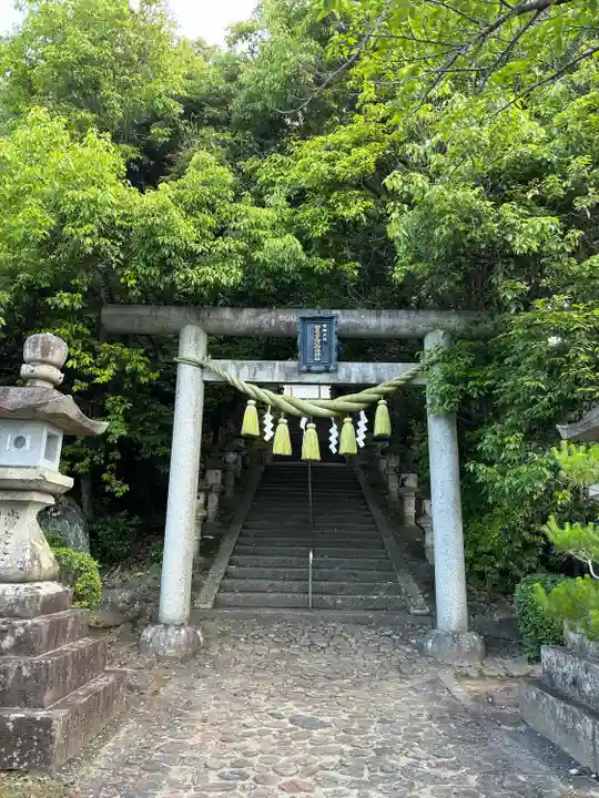 新屋坐天照御魂神社(大阪府)