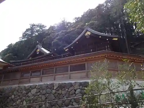 高麗神社の本殿