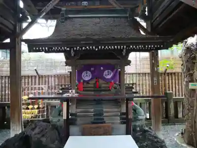被官稲荷神社の本殿・本堂