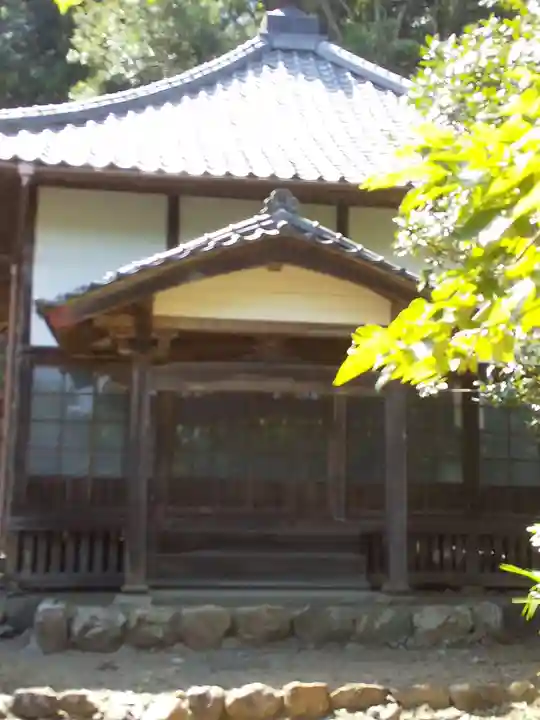 瀧岸寺の本殿・本堂