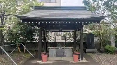 八雲神社の{uncategorized: "未分類", other: "その他", undefined: "問題あり", building: "その他建物", grave: "お墓", sacred_gate: "鳥居", guardian: "狛犬", statue: "像", buddha: "仏像", history: "歴史", nature: "自然", garden: "庭園", animal: "動物", pagoda: "塔", temizu: "手水舎", mountain_gate: "山門・神門", sanctuary: "本殿・本堂", subordinate: "末社・摂社", art: "芸術", scenery: "景色", jizo: "地蔵", ema: "絵馬", goshuin: "御朱印", omikuji: "おみくじ", items: "授与品その他", amulet: "お守り", goshuincho: "御朱印帳", eats: "食事", festival: "お祭り", votive_dance: "神楽", shichigosan: "七五三参", wedding: "結婚式", experience: "体験その他", initially: "初詣", around: "周辺", anti_infection: "感染症対策"}