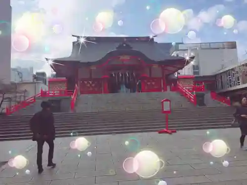 花園神社の本殿