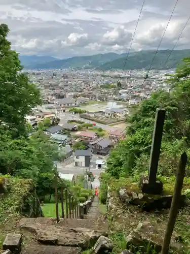 北斗神社の{uncategorized: "未分類", other: "その他", undefined: "問題あり", building: "その他建物", grave: "お墓", sacred_gate: "鳥居", guardian: "狛犬", statue: "像", buddha: "仏像", history: "歴史", nature: "自然", garden: "庭園", animal: "動物", pagoda: "塔", temizu: "手水舎", mountain_gate: "山門・神門", sanctuary: "本殿・本堂", subordinate: "末社・摂社", art: "芸術", scenery: "景色", jizo: "地蔵", ema: "絵馬", goshuin: "御朱印", omikuji: "おみくじ", items: "授与品その他", amulet: "お守り", goshuincho: "御朱印帳", eats: "食事", festival: "お祭り", votive_dance: "神楽", shichigosan: "七五三参", wedding: "結婚式", experience: "体験その他", initially: "初詣", around: "周辺", anti_infection: "感染症対策"}