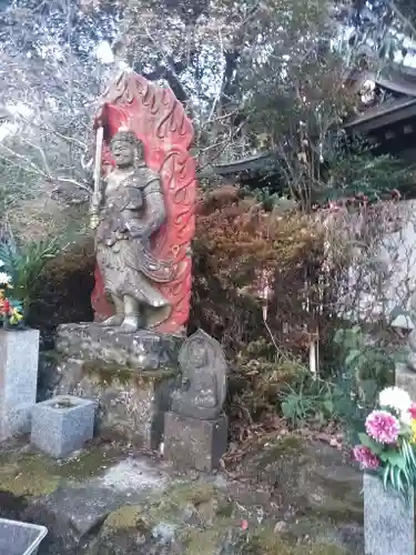 宝山寺の仏像