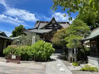 妙隆寺の本殿・本堂