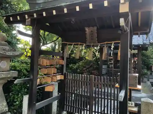 陶荒田神社の末社