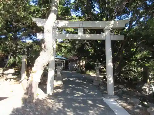 大瀬神社の鳥居