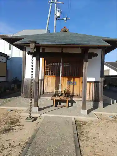 高倉寺の建物その他