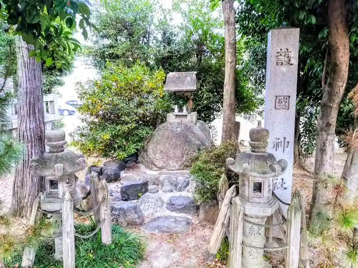 新林神明社の末社・摂社