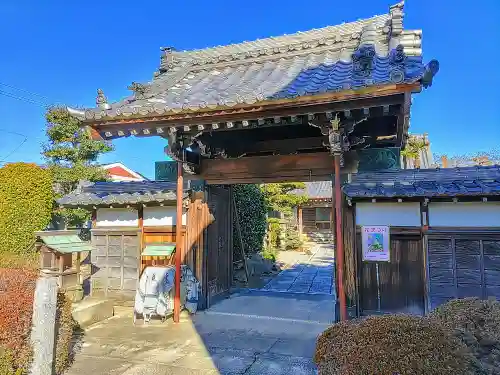 泉増院の山門