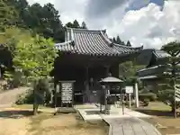 弥勒寺の本殿・本堂