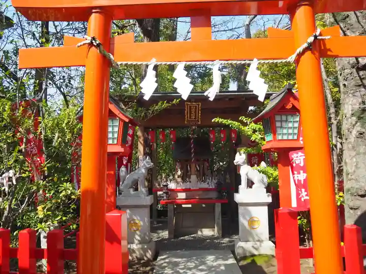 新田神社の末社・摂社