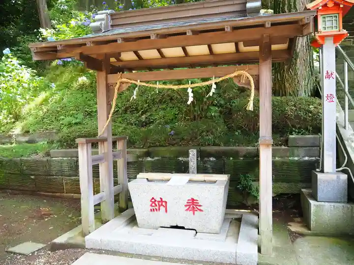 五社神社の手水舎