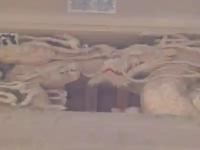 堀出神社の芸術