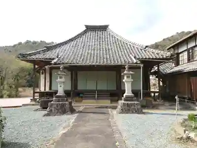 徳善寺の本殿・本堂
