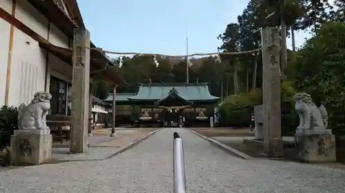 安仁神社の狛犬