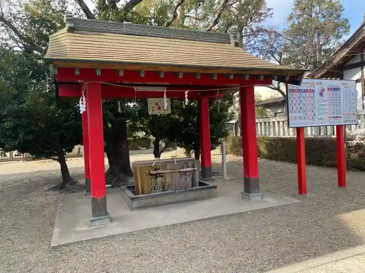 元郷氷川神社の{uncategorized: "未分類", other: "その他", undefined: "問題あり", building: "その他建物", grave: "お墓", sacred_gate: "鳥居", guardian: "狛犬", statue: "像", buddha: "仏像", history: "歴史", nature: "自然", garden: "庭園", animal: "動物", pagoda: "塔", temizu: "手水舎", mountain_gate: "山門・神門", sanctuary: "本殿・本堂", subordinate: "末社・摂社", art: "芸術", scenery: "景色", jizo: "地蔵", ema: "絵馬", goshuin: "御朱印", omikuji: "おみくじ", items: "授与品その他", amulet: "お守り", goshuincho: "御朱印帳", eats: "食事", festival: "お祭り", votive_dance: "神楽", shichigosan: "七五三参", wedding: "結婚式", experience: "体験その他", initially: "初詣", around: "周辺", anti_infection: "感染症対策"}