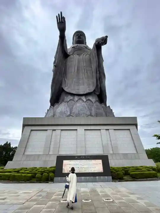 東本願寺本廟 牛久浄苑(牛久大仏)(茨城県)