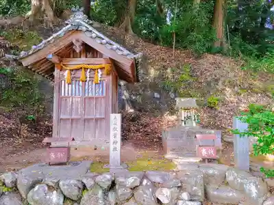 進雄神社（国府町）の末社・摂社