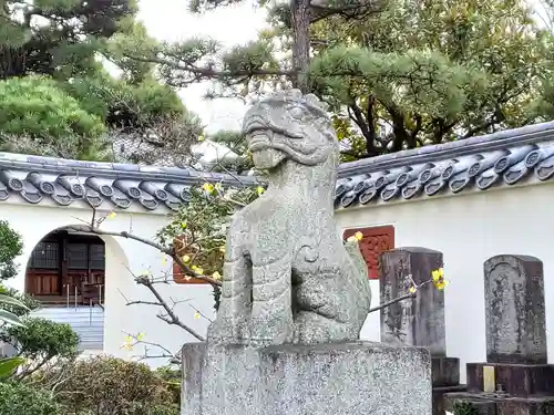 松秀寺の狛犬