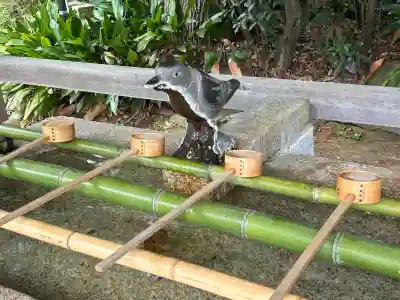 弓弦羽神社の{uncategorized: "未分類", other: "その他", undefined: "問題あり", building: "その他建物", grave: "お墓", sacred_gate: "鳥居", guardian: "狛犬", statue: "像", buddha: "仏像", history: "歴史", nature: "自然", garden: "庭園", animal: "動物", pagoda: "塔", temizu: "手水舎", mountain_gate: "山門・神門", sanctuary: "本殿・本堂", subordinate: "末社・摂社", art: "芸術", scenery: "景色", jizo: "地蔵", ema: "絵馬", goshuin: "御朱印", omikuji: "おみくじ", items: "授与品その他", amulet: "お守り", goshuincho: "御朱印帳", eats: "食事", festival: "お祭り", votive_dance: "神楽", shichigosan: "七五三参", wedding: "結婚式", experience: "体験その他", initially: "初詣", around: "周辺", anti_infection: "感染症対策"}