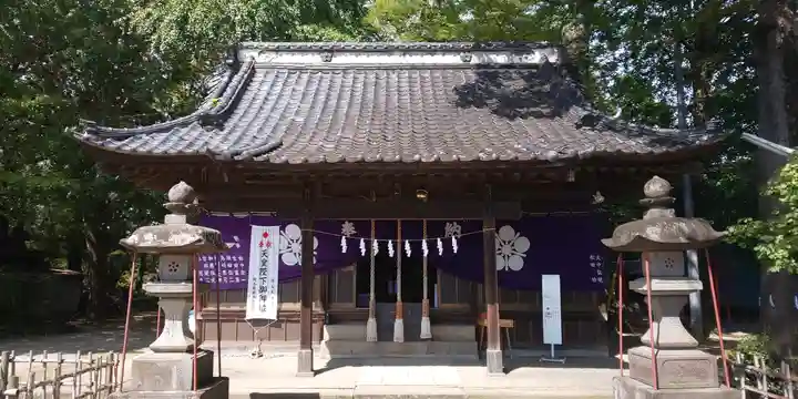 佐間天神社の本殿・本堂