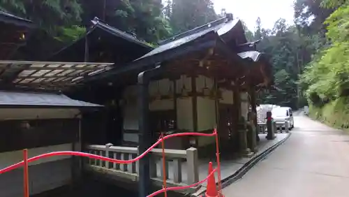 脳天大神龍王院(奈良県)