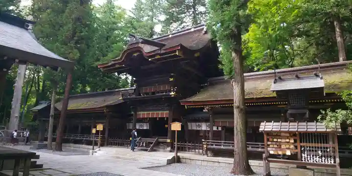 諏訪大社下社春宮の本殿・本堂