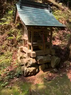 椎村神社の末社・摂社