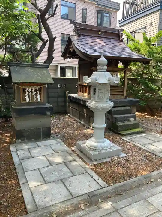 水天宮の末社・摂社