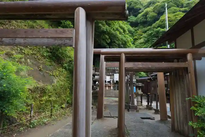 銭洗弁財天宇賀福神社(神奈川県)