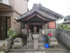 祠（地蔵）の本殿