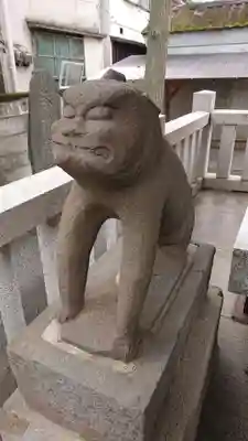 鎧神社の狛犬