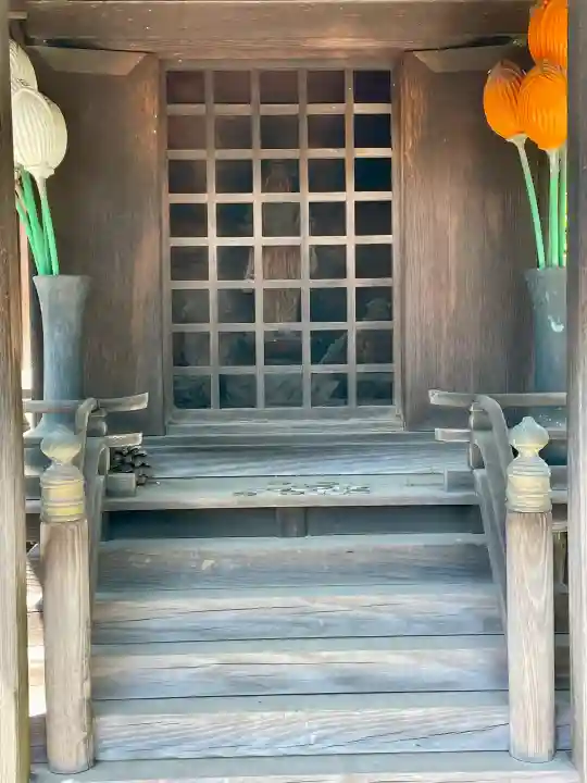 禅定院の{uncategorized: "未分類", other: "その他", undefined: "問題あり", building: "その他建物", grave: "お墓", sacred_gate: "鳥居", guardian: "狛犬", statue: "像", buddha: "仏像", history: "歴史", nature: "自然", garden: "庭園", animal: "動物", pagoda: "塔", temizu: "手水舎", mountain_gate: "山門・神門", sanctuary: "本殿・本堂", subordinate: "末社・摂社", art: "芸術", scenery: "景色", jizo: "地蔵", ema: "絵馬", goshuin: "御朱印", omikuji: "おみくじ", items: "授与品その他", amulet: "お守り", goshuincho: "御朱印帳", eats: "食事", festival: "お祭り", votive_dance: "神楽", shichigosan: "七五三参", wedding: "結婚式", experience: "体験その他", initially: "初詣", around: "周辺", anti_infection: "感染症対策"}